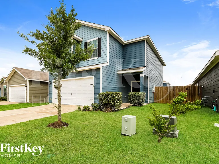 26716 Frost Dr — Photo 2