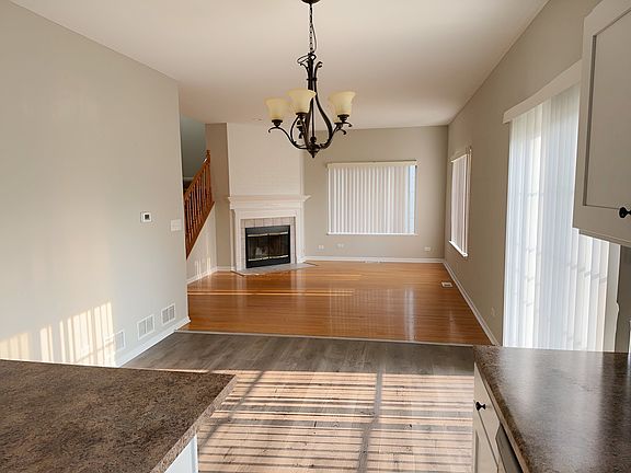 3rd image of 191 Breckenridge Dr