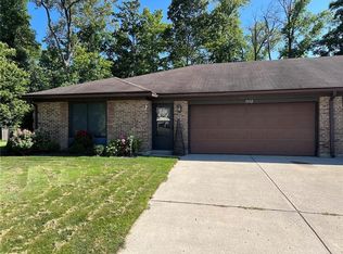 3530 Meadow Green Ct, Dayton, OH 45414