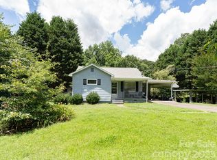 1126 Rosewood Dr, Dallas, NC 28034