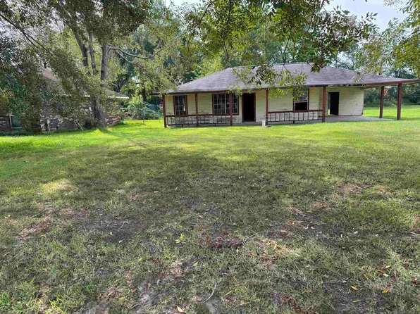 9146 Louisiana Ave, Denham Springs, LA 70726