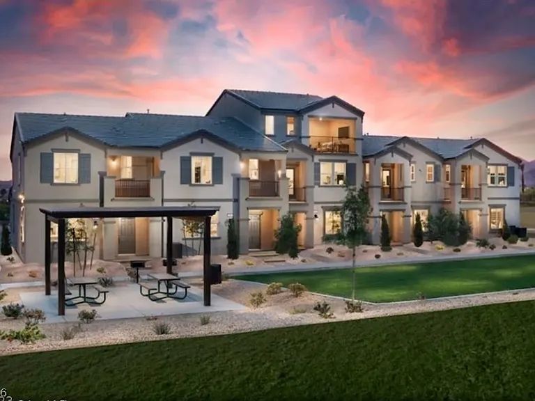 523 Cattleya Pl — Photo 1