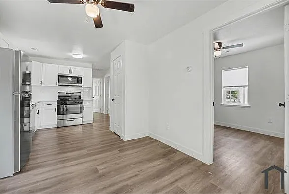 2875 Chase St — Photo 5