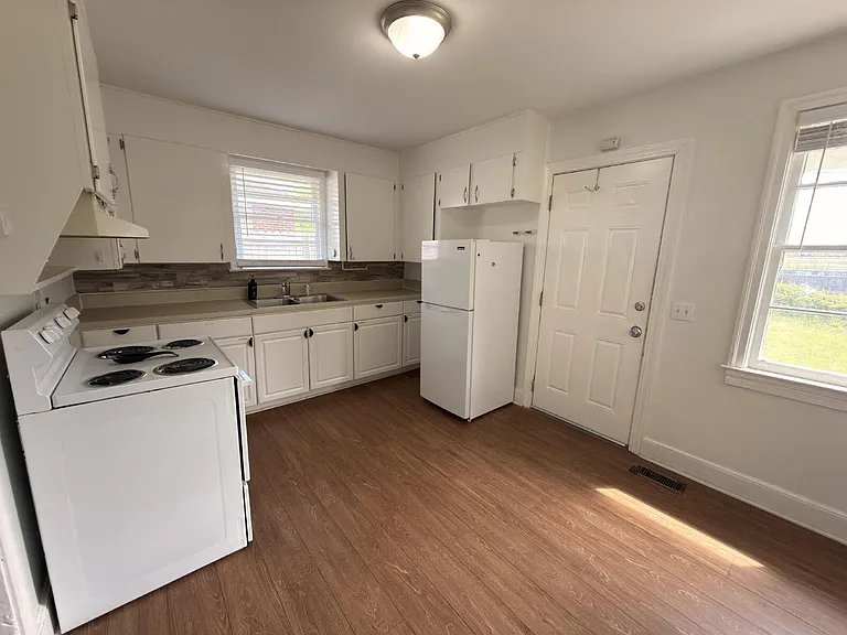 3708 Hydrangea St — Photo 19