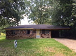 520 3rd St, Magnolia, MS 39652