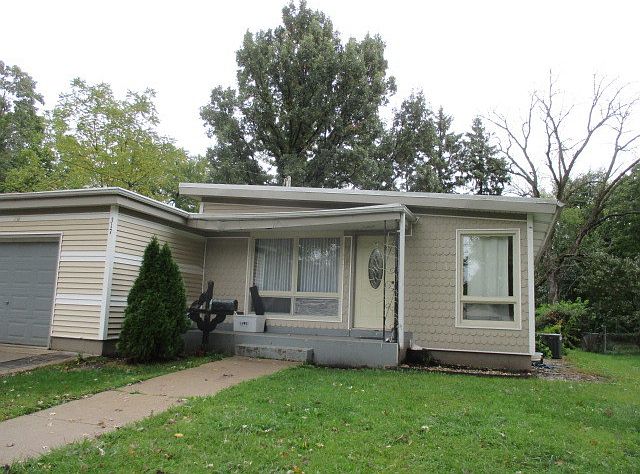 1st image of 317 Vine St
