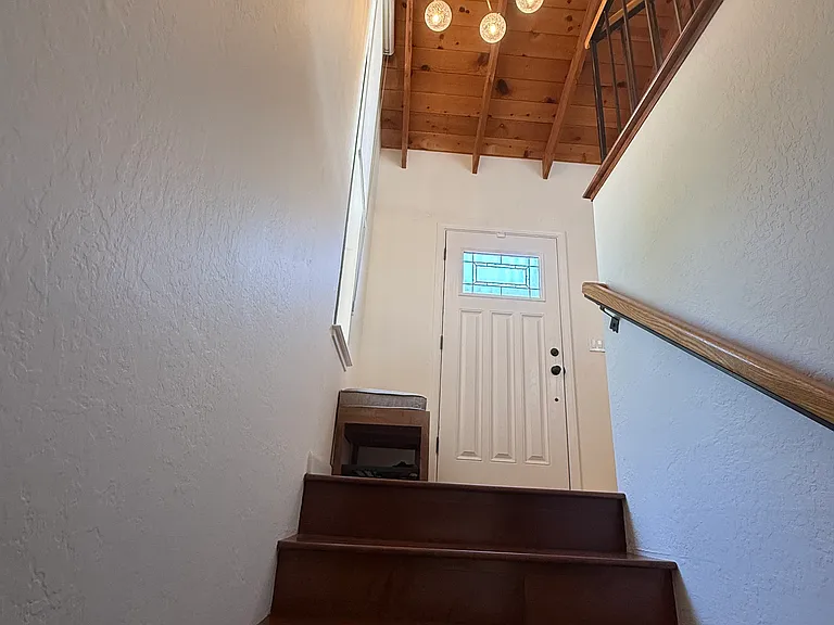 204 Bayview Ct — Photo 7