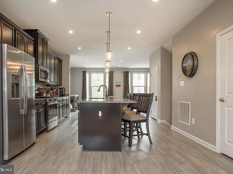 8268 Kippis Rd — Photo 3