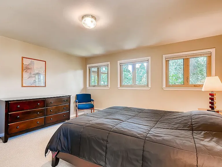1375 Normandy Rd — Photo 22