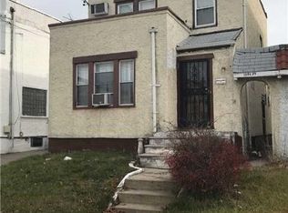 13729 233rd St, Rosedale, NY 11422