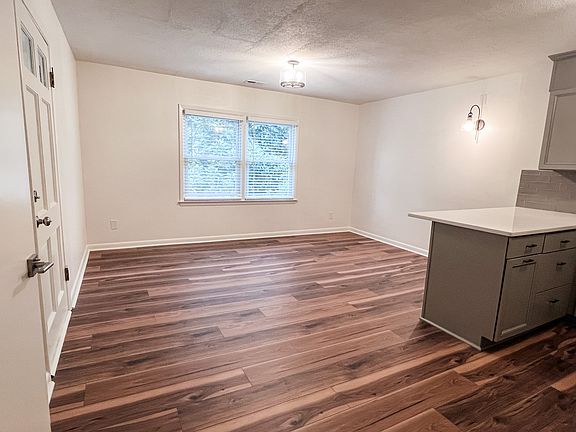 3rd image of 76 Wistonia Pl #4