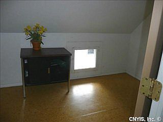 5th image of 215 Essex St