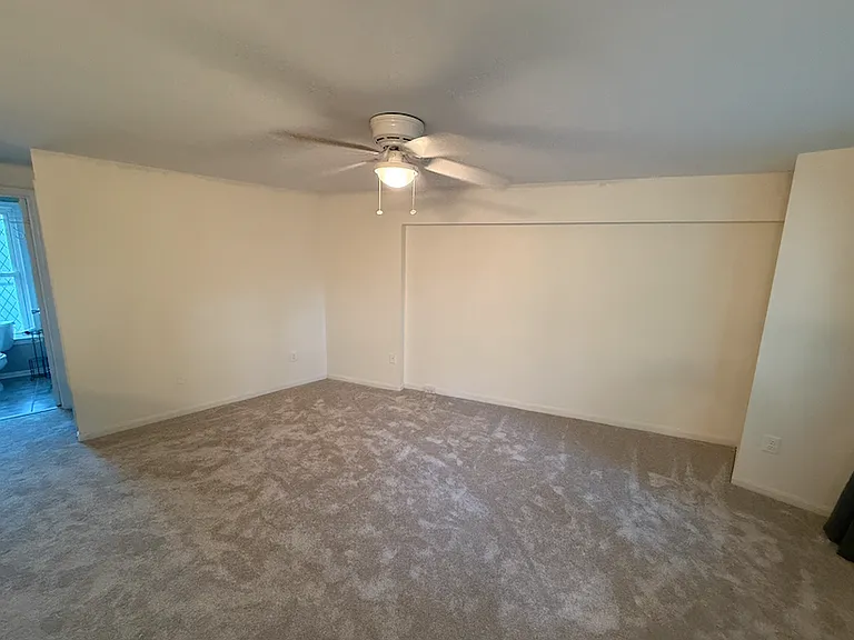 11289 Silentwood Ln — Photo 5