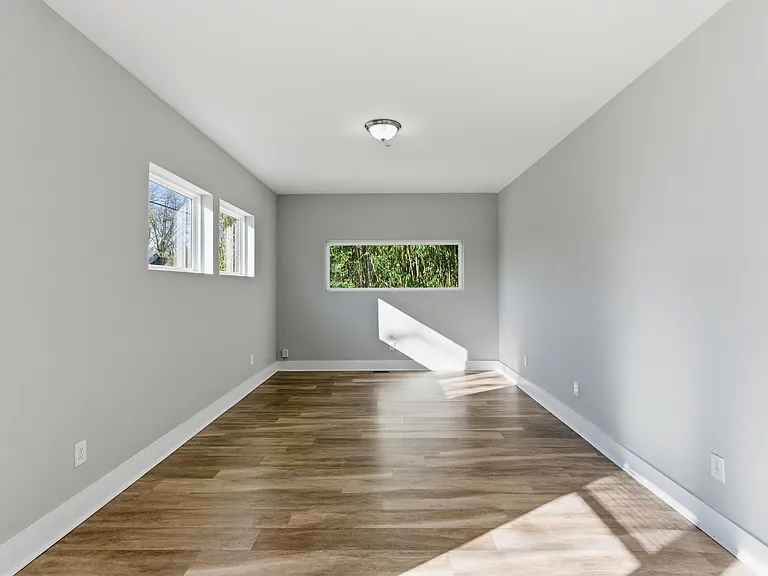 702 N Church St — Photo 8