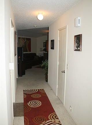 4th image of 1614 Columbia Dr