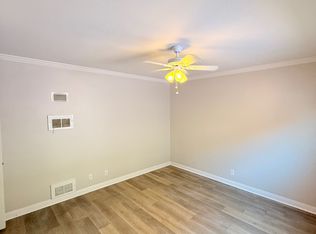 206 W Yanonali St APT 2, Santa Barbara, CA 93101