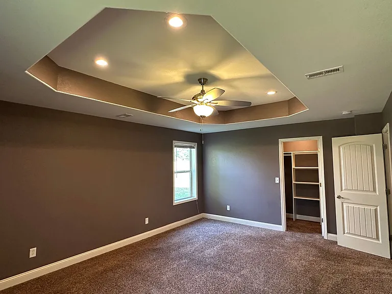 335 Lyle Curtis Cir — Photo 33