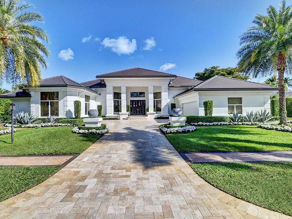 Home For Sale In St Andrews Country Club