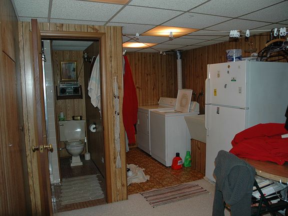 Finished Basement with bathroom and laundry area