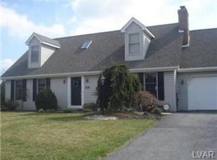 4378 Bachman Dr, Schnecksville, PA 18078