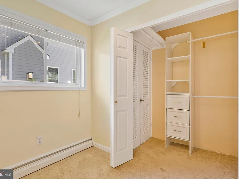 304 Patrick St SW — Photo 14