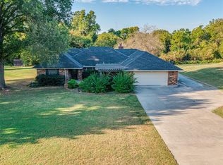 28 Fairview Ln, Shawnee, OK 74804