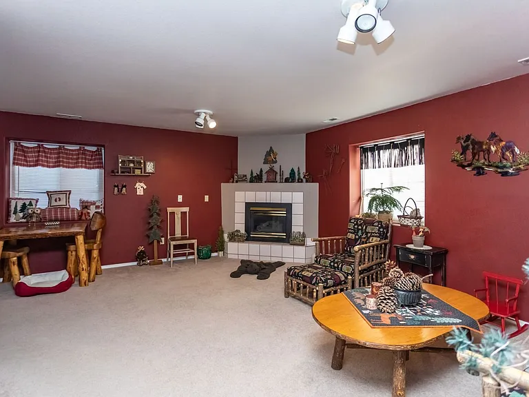 111 Iveystone Ct — Photo 26