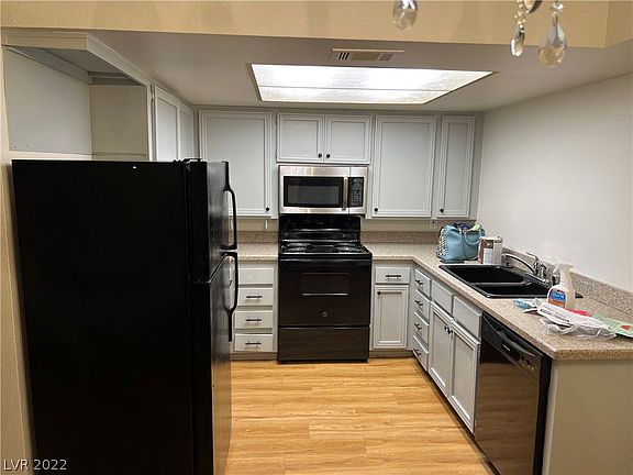 5th image of 1701 E Katie Ave APT 76