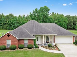 119 Williamsburg Rd, Picayune, MS 39466