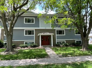 433 S Van Buren St #5, Iowa City, IA 52240
