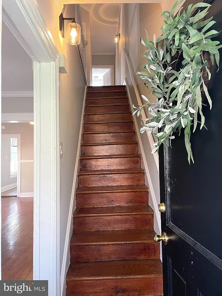 4 bed, 1235 sqft, $3,150 — Photo 4