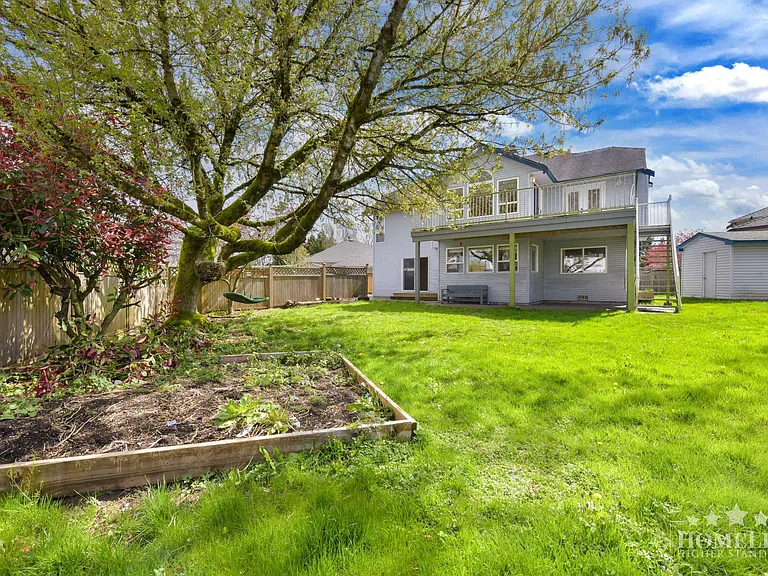 6375 187a St #UPPER HOUSE — Photo 42