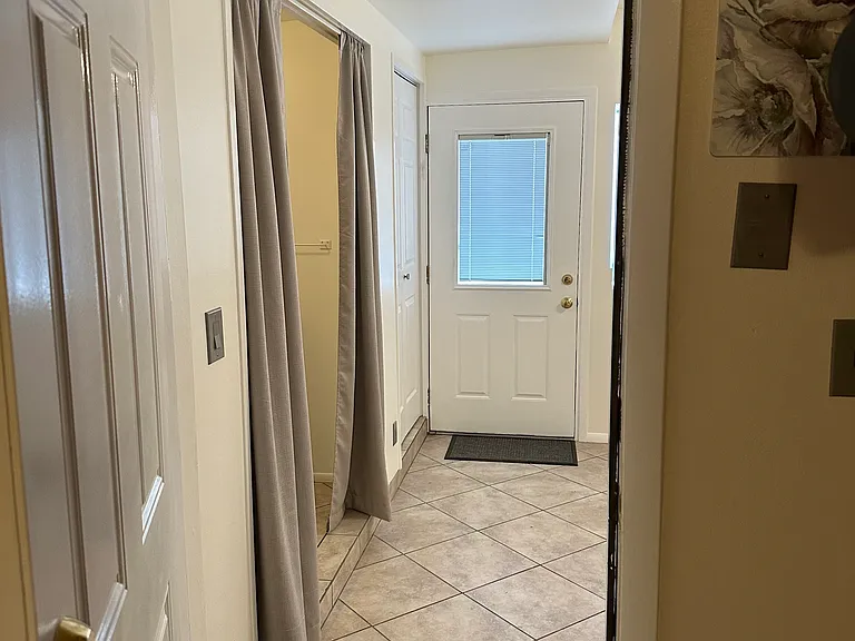 to Arizona Room