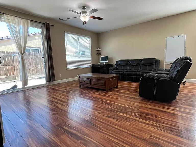 2487 N Mountainside Dr — Photo 28