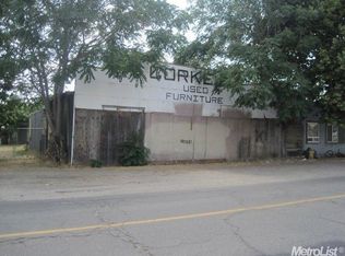 930 S 1st St, Turlock, CA 95380
