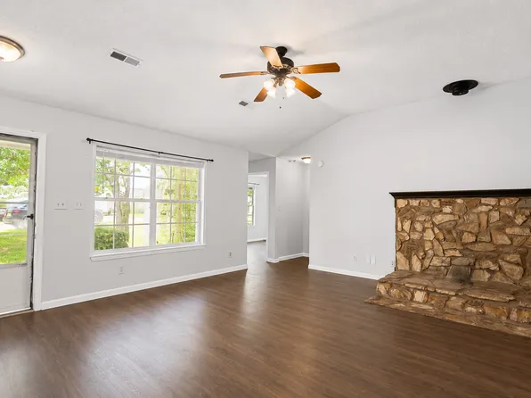 105 Fernwood Cir, Madison, AL 35757