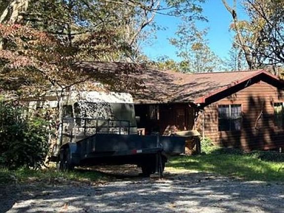 3rd image of 3487 Covemont Ln