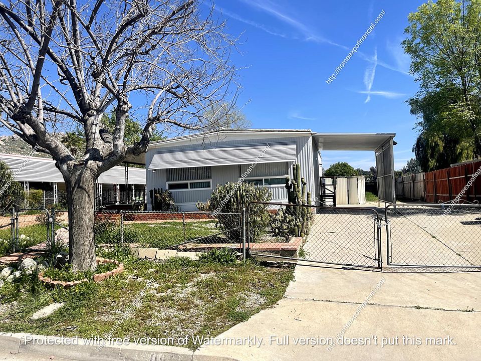 1st image of 25096 Avenida Madrid
