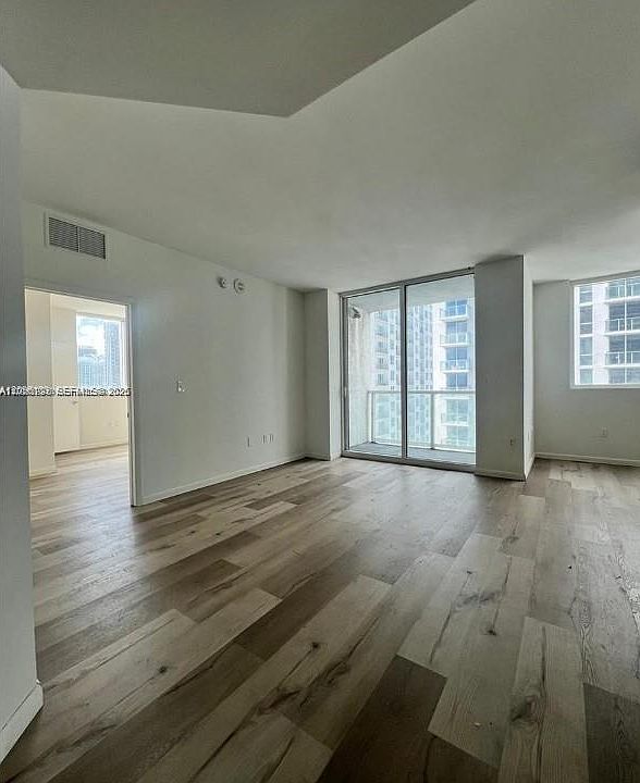 1st image of 253 NE 2nd St APT 2508