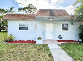 419 SW Natura Ave APT D, Deerfield Beach, FL 33441