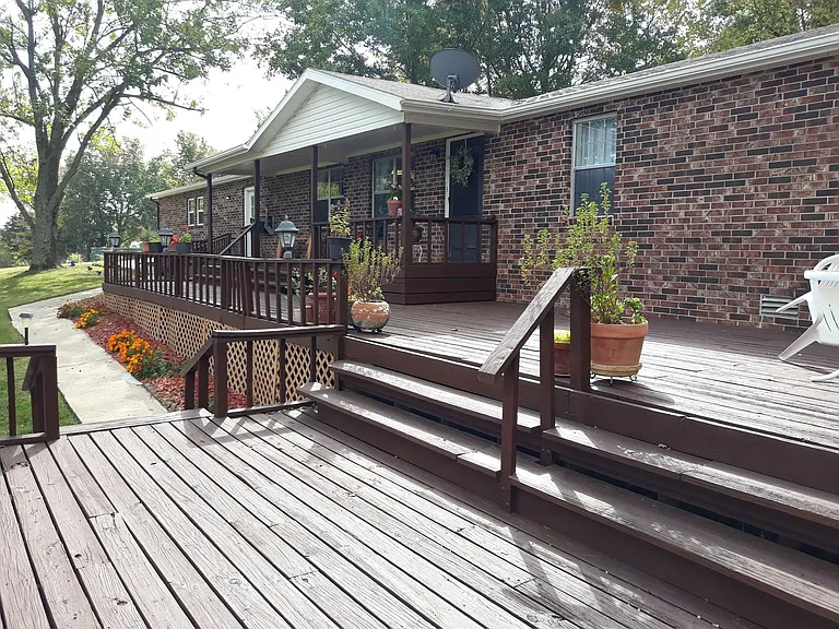 101 NW Campbell Rd — Photo 4