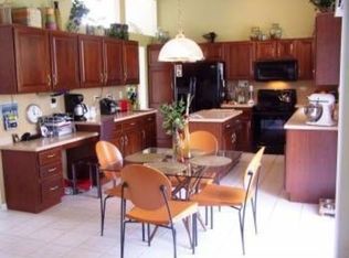 2 Joyce Ct, Algonquin, IL 60102