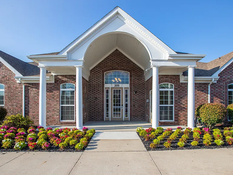 205 NE Hayes Dr — Photo 11