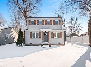 938 Cozy Ln, Oshkosh, WI 54901