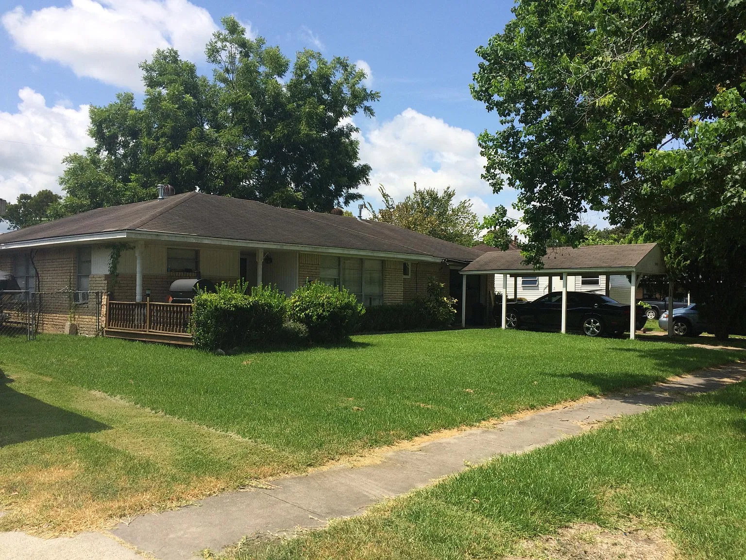 3 bed, 1.5 bath, 1250 sqft, $1,680 — Photo 3