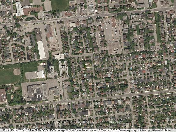 4th image of 944 Eve St