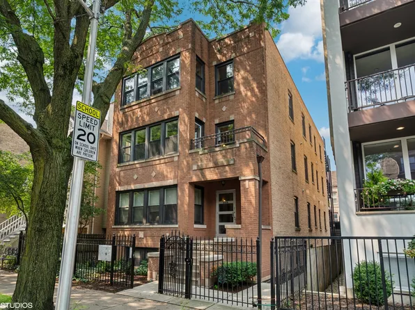 2310 N Leavitt St APT 2, Chicago, IL 60647