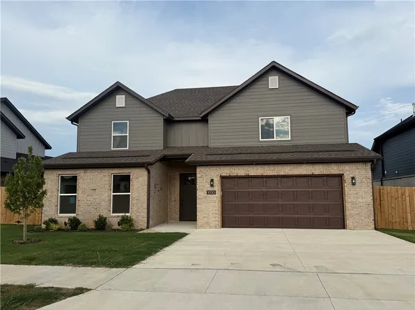 1840 Utopia St, Centerton, AR 72719