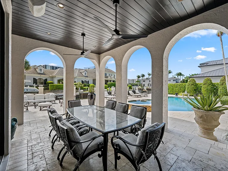7474 NE Bay Cove Ct — Photo 22