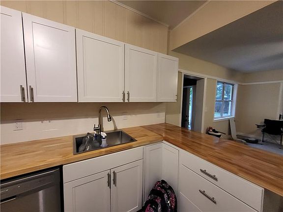 3rd image of 1251 14th Ave APT 3